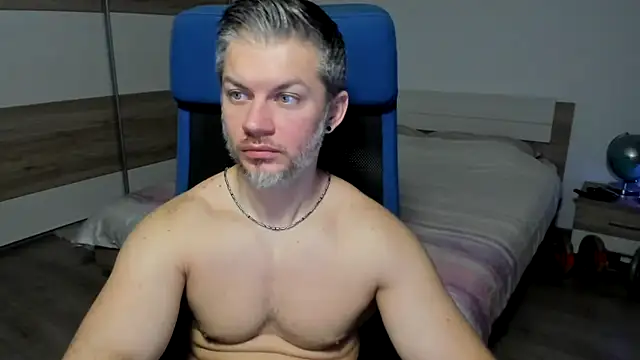 RobbyShawz online show from February 5, 10:30 am