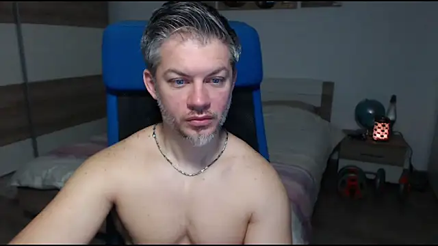 RobbyShawz online show from February 16, 5:15 am