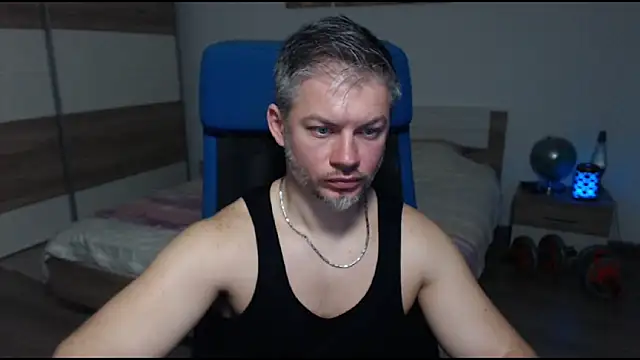 RobbyShawz online show from March 14, 7:04 am