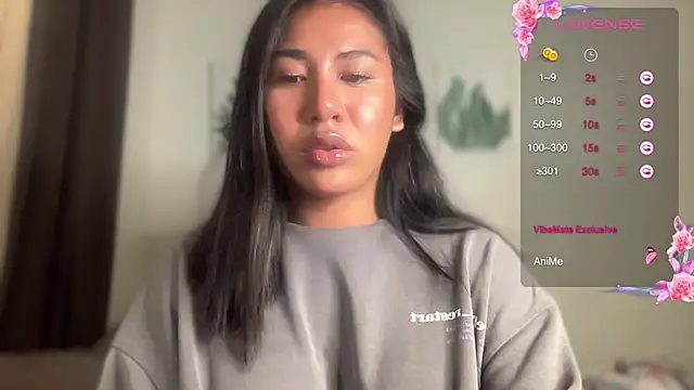 Snapshot of Alaia_Pope chatting on July 14, 11:32 pm Alaia Pope online show from July 14, 11:32 pm