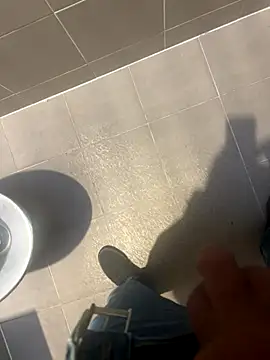 Snapshot of Cezar993 chatting on September 26, 4:11 pm Cezar993 online show from September 26, 4:11 pm