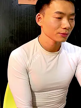 Snapshot of asiahot_liam chatting on February 7, 3:30 pm asiahot liam online show from February 7, 3:30 pm