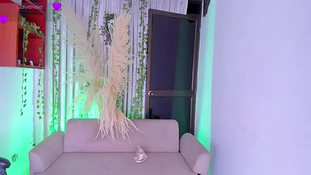 Rianamanson online show from March 22, 4:38 am