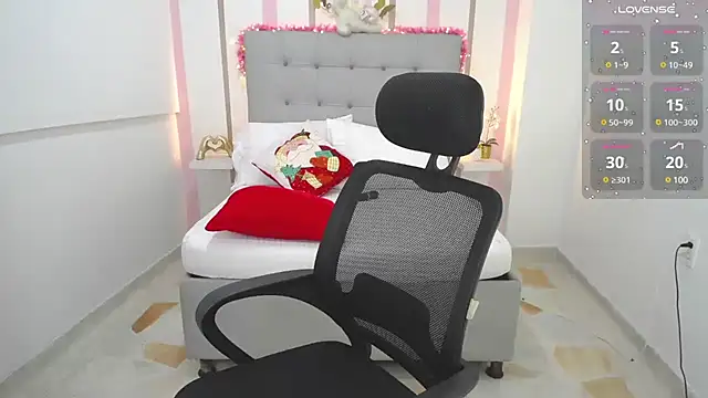 Anthonela love  online show from December 16, 9:31 pm