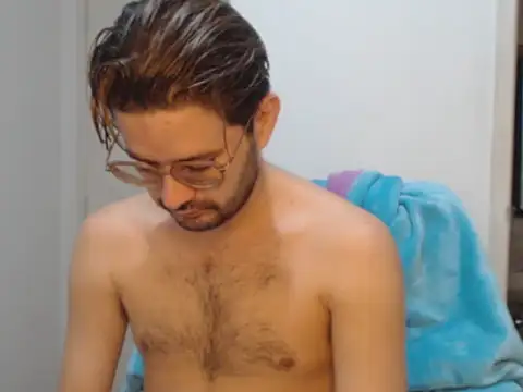 Snapshot of peterannaud chatting on September 28, 1:27 pm peterannaud online show from September 28, 1:27 pm