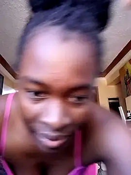 Snapshot of _cutemelania chatting on February 7, 2:47 pm  cutemelania online show from February 7, 2:47 pm