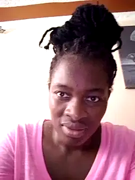 Snapshot of _cutemelania chatting on February 9, 11:47 am  cutemelania online show from February 9, 11:47 am