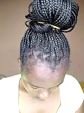 Snapshot of _cutemelania chatting on September 28, 3:45 am  cutemelania online show from September 28, 3:45 am