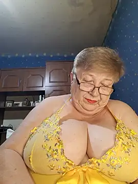 Snapshot of Lena_Gaby chatting on June 7, 7:06 pm Lena Gaby online show from June 7, 7:06 pm