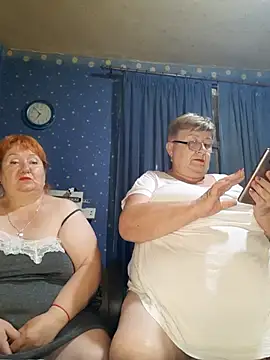 Snapshot of Lena_Gaby chatting on June 27, 7:41 pm Lena Gaby online show from June 27, 7:41 pm