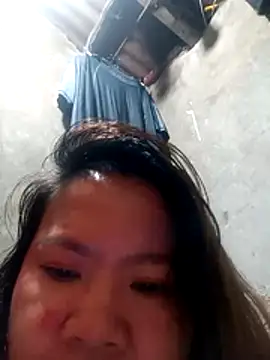 Snapshot of bridgette4u chatting on March 18, 12:52 pm bridgette4u online show from March 18, 12:52 pm