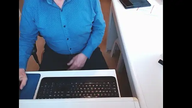 dutchpornking online show from May 2, 5:40 pm