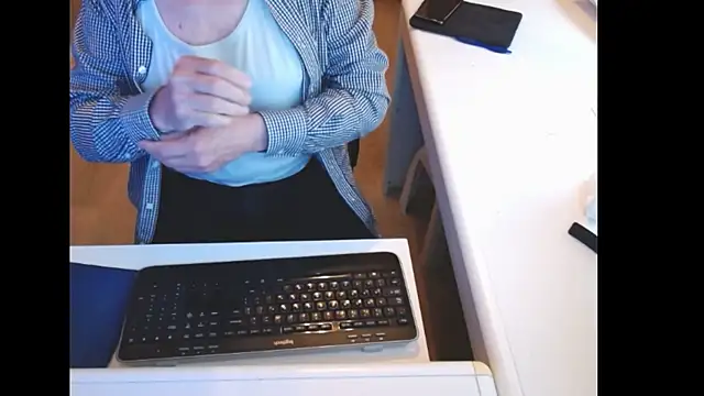 dutchpornking online show from May 5, 6:10 am
