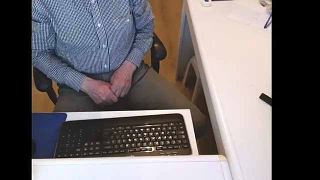dutchpornking online show from May 21, 6:59 pm