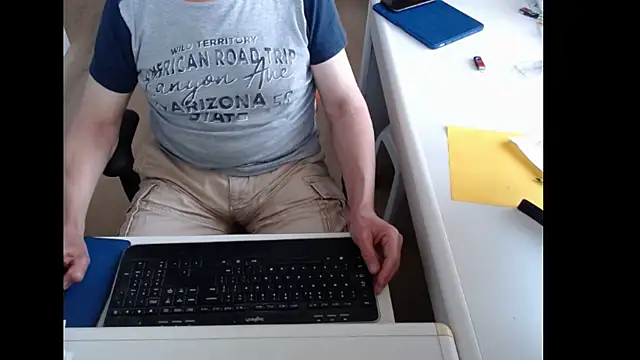 dutchpornking online show from May 26, 6:09 am