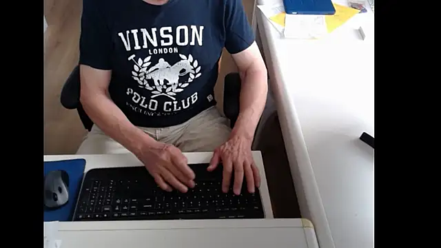 dutchpornking online show from May 29, 6:11 am