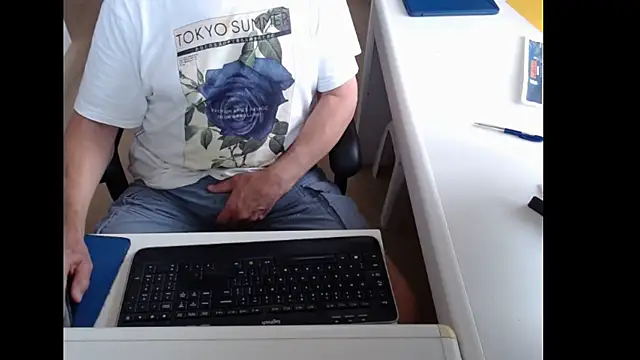 dutchpornking online show from June 27, 6:18 am