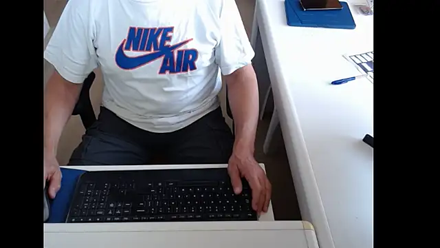 dutchpornking online show from July 2, 6:08 am