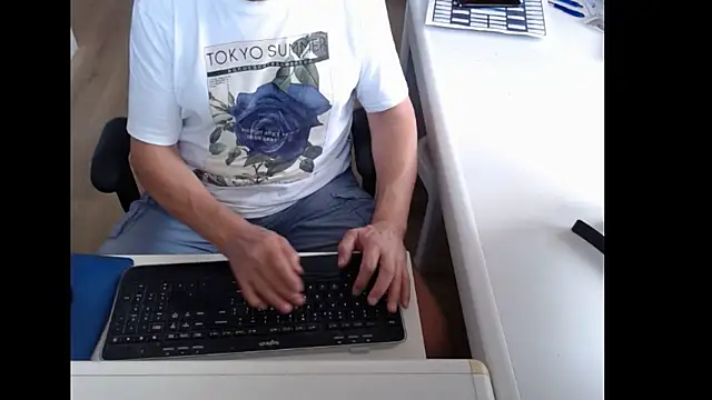 dutchpornking online show from July 12, 7:21 am