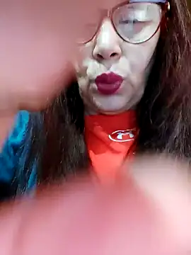 Chriss Tinaa online show from January 26, 5:13 am