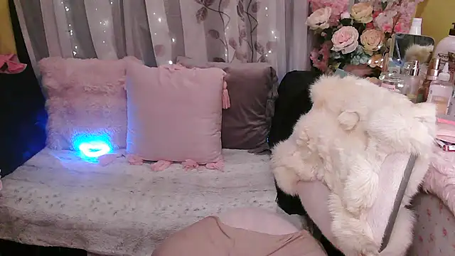 Snapshot of OhmyPinay chatting on July 26, 3:04 am OhmyPinay online show from July 26, 3:04 am