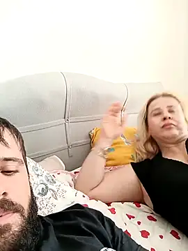 Snapshot of matbazell chatting on October 1, 11:05 am matbazell online show from October 1, 11:05 am