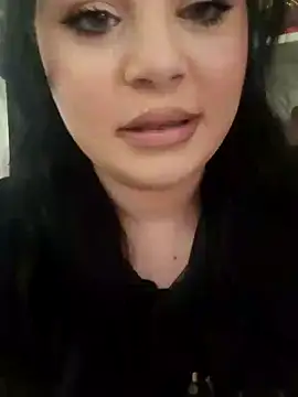 BustyMadison online show from February 6, 7:35 am