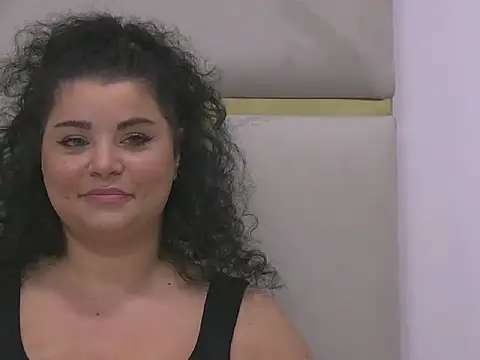 BustyMadison online show from September 26, 6:28 am