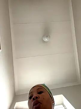 cherrybabe76 online show from September 10, 6:24 am