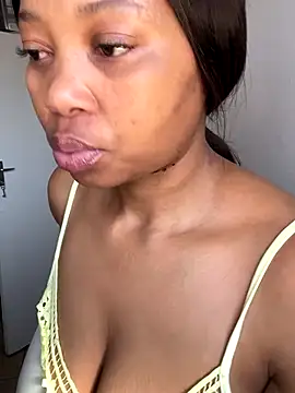 cherrybabe76 online show from October 2, 7:04 am