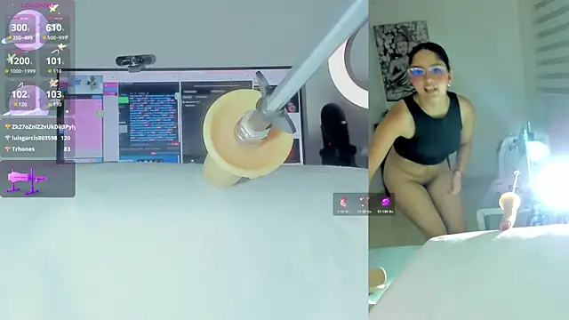sofi velez online show from May 24, 5:07 pm