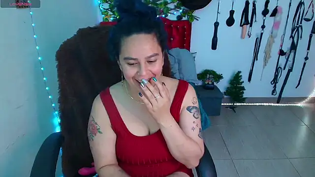 elektra 32 online show from February 15, 7:51 am