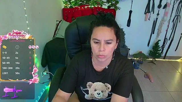 elektra 32 online show from April 15, 5:25 am