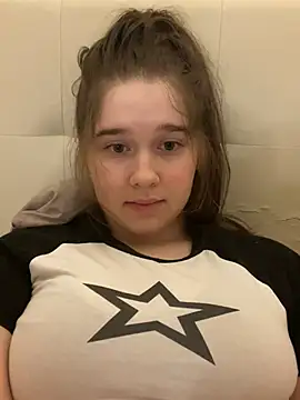 HornyGirlH online show from February 4, 4:26 am