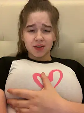 HornyGirlH online show from February 15, 12:26 am