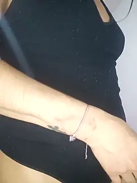 iamemmablake online show from February 15, 5:09 pm