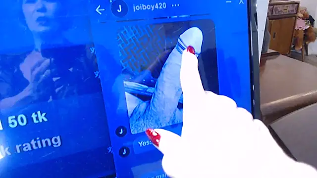 SindeeDix online show from February 12, 3:49 pm