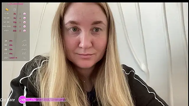 Snapshot of ollydoll92 chatting on December 22, 9:33 am ollydoll92 online show from December 22, 9:33 am