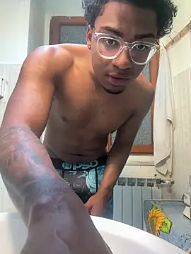 Snapshot of samuchoco21 chatting on April 8, 9:20 am samuchoco21 online show from April 8, 9:20 am