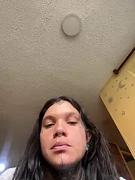 Snapshot of Lilmarieee chatting on March 8, 9:51 pm Lilmarieee online show from March 8, 9:51 pm