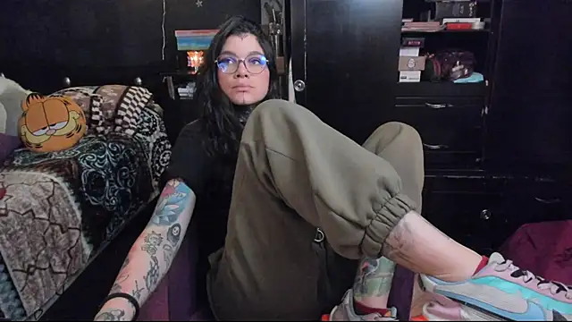 Snapshot of Lilmarieee chatting on March 20, 1:13 am Lilmarieee online show from March 20, 1:13 am