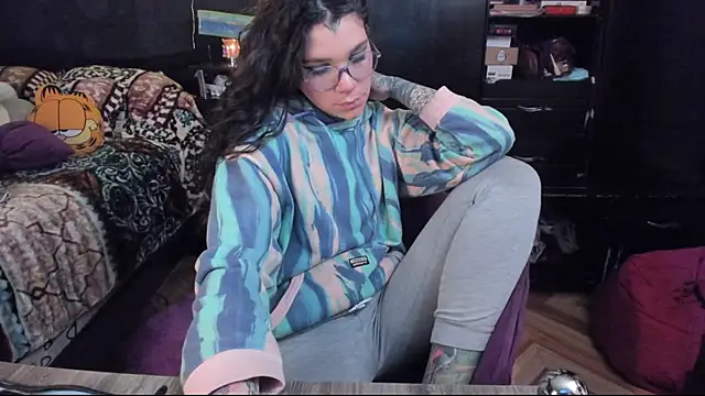 Snapshot of Lilmarieee chatting on March 20, 10:07 pm Lilmarieee online show from March 20, 10:07 pm