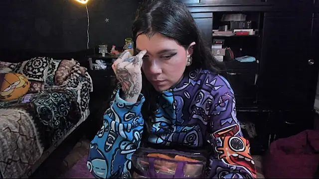 Snapshot of Lilmarieee chatting on March 21, 9:45 pm Lilmarieee online show from March 21, 9:45 pm