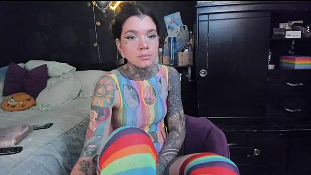 Snapshot of Lilmarieee chatting on September 24, 8:23 pm Lilmarieee online show from September 24, 8:23 pm