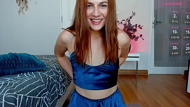 BritneyHall online show from December 2, 7:14 am