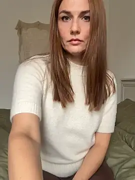 BritneyHall online show from March 23, 9:02 am