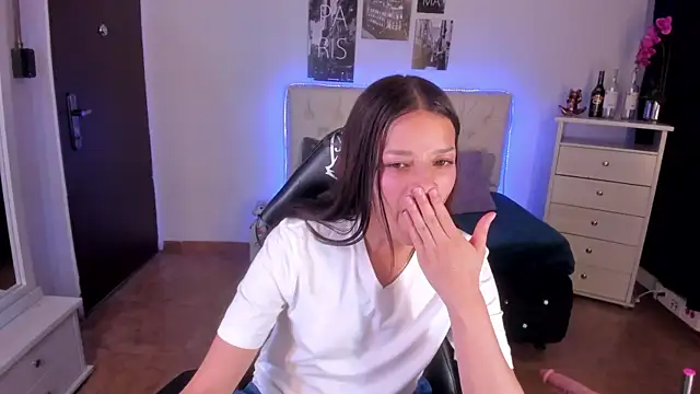 Snapshot of Amaia_Daniells chatting on January 16, 3:34 am Amaia Daniells online show from January 16, 3:34 am