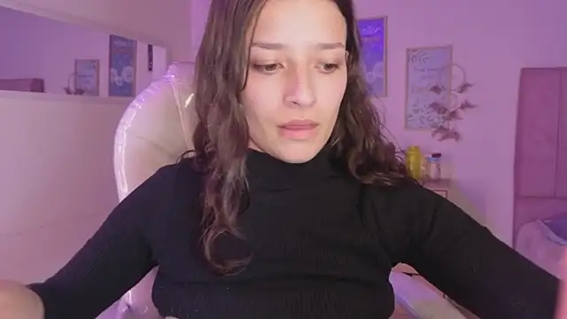 Snapshot of Amaia_Daniells chatting on October 30, 4:25 am Amaia Daniells online show from October 30, 4:25 am