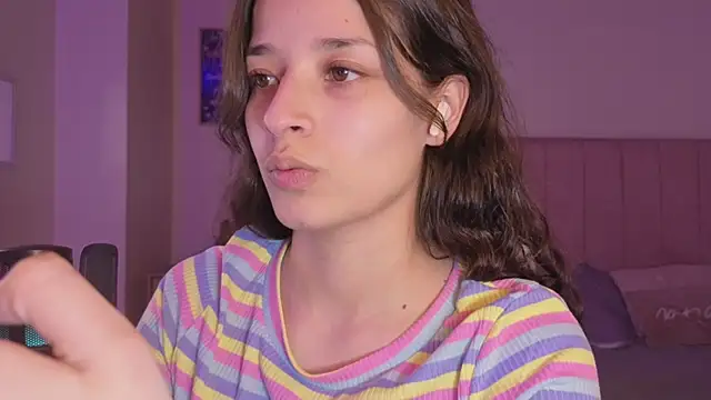 Snapshot of Amaia_Daniells chatting on November 25, 3:39 am Amaia Daniells online show from November 25, 3:39 am