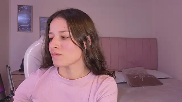 Snapshot of Amaia_Daniells chatting on January 8, 4:37 am Amaia Daniells online show from January 8, 4:37 am